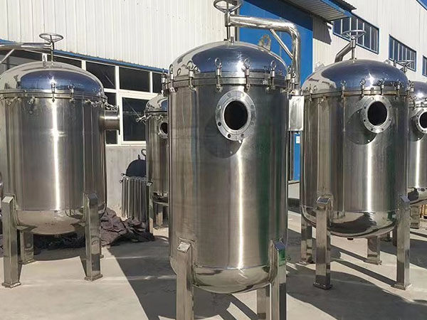 快速開關多袋式（shì）過濾器